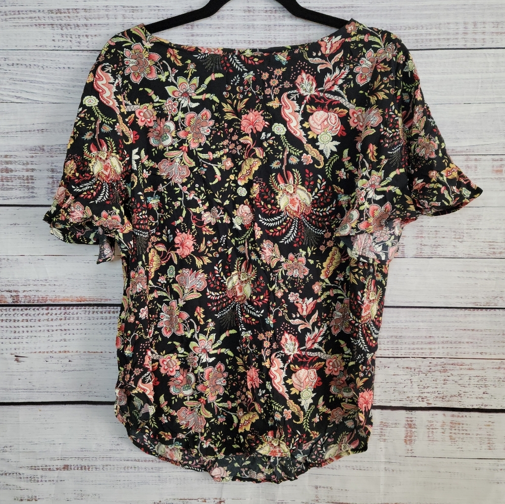 H&M S8 Flutter Sleve Floral/Paisley Blouse